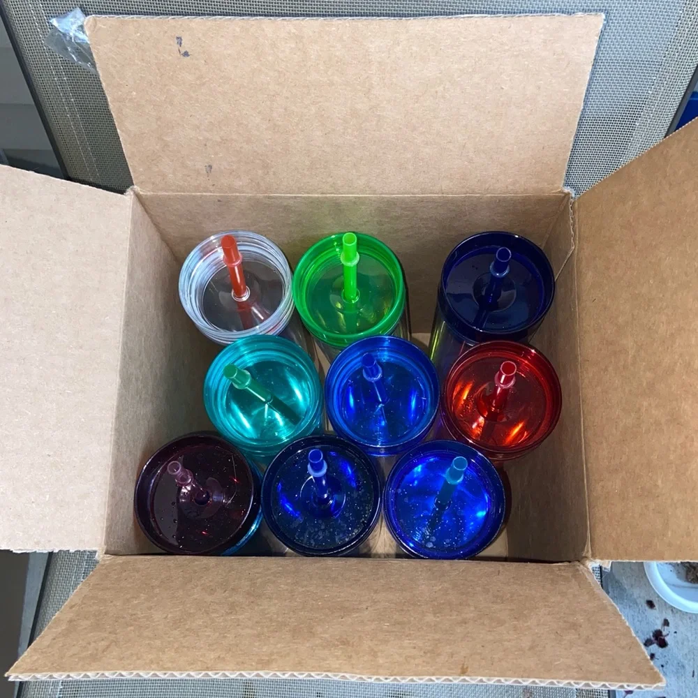 Mixed Brands of Colorful Tumbler w/9pcs. & Straws-Used w/Some Lite Wash & Wear